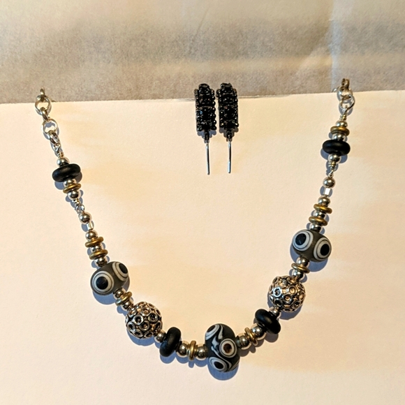 Glass bead stainless steel necklace& earrings set - Picture 3 of 4